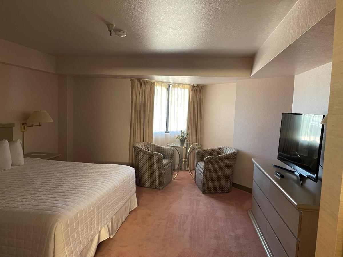 รามาดา บาย วินด์แฮม วิสเคาน์ สวีท ทูซอน อีสต์ Hotel ภายนอก รูปภาพ
